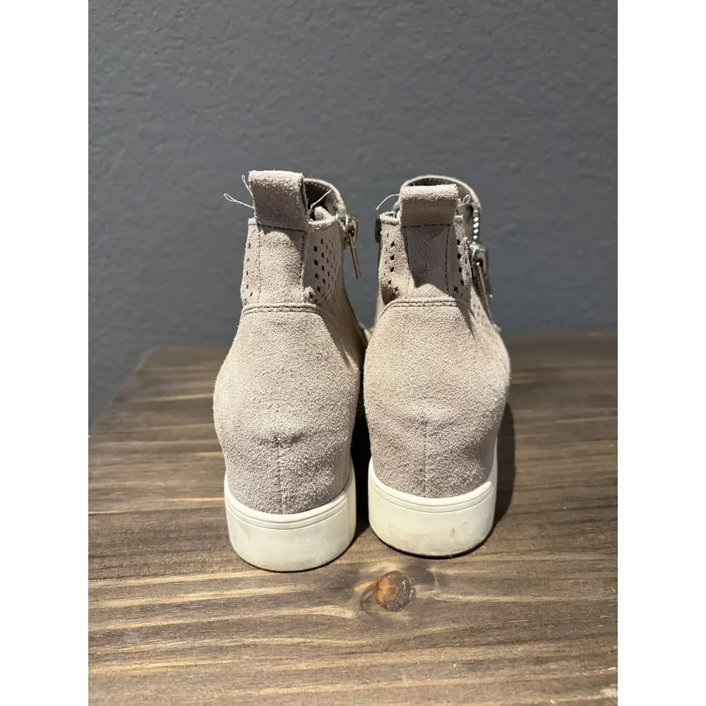 Steve Madden WEDGIE-P Perforated Wedge Sneakers 7.5